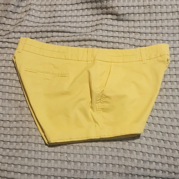 GAP Size 16 Yellow Shorts - Picture 4 of 5